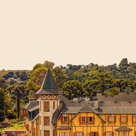 Hotel Le Renard - Кампус-ду-Жордау Экстерьер фото